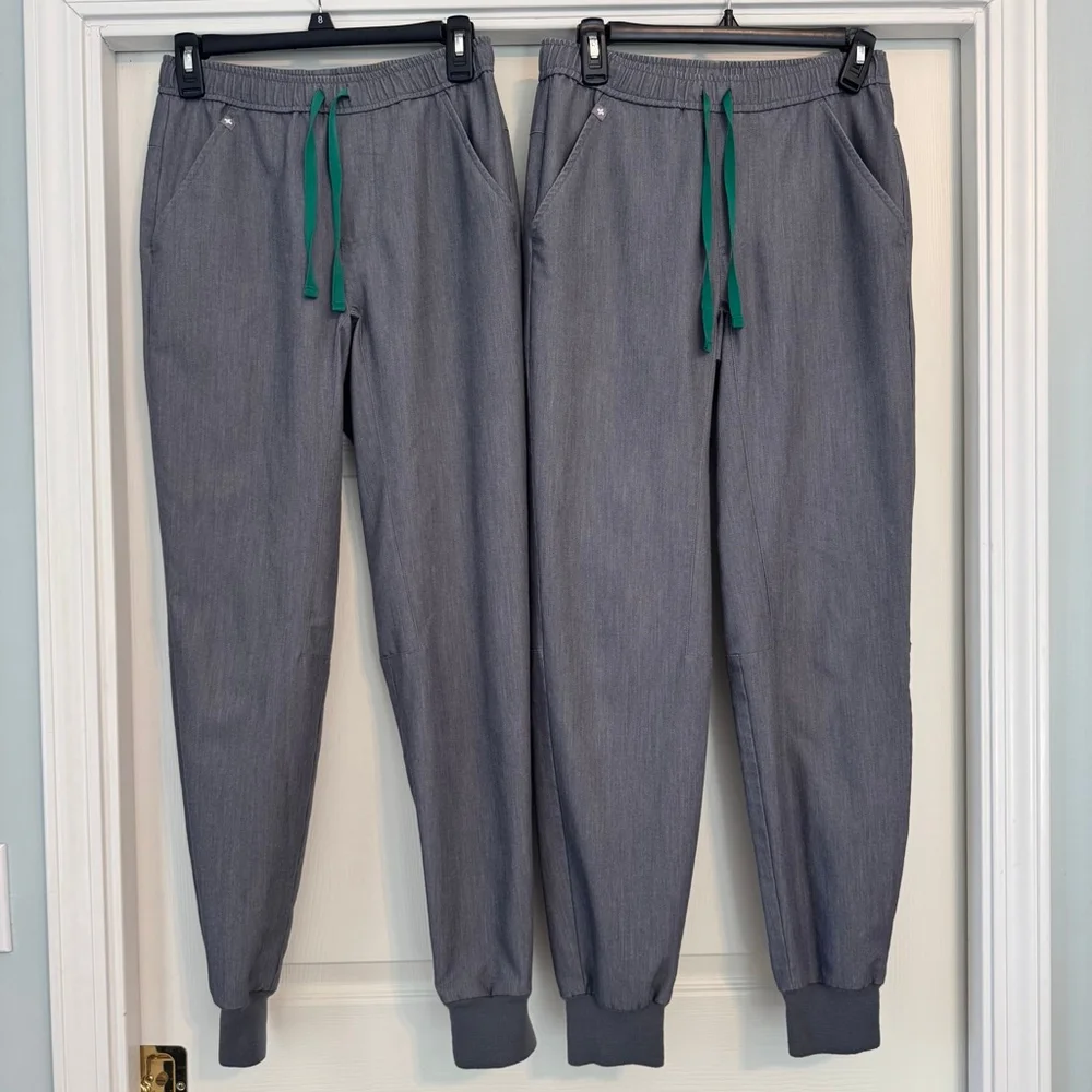 Set of 2 FIGS Tansen Graphite Gray Green Jogger Scrub Pants XS Men’s